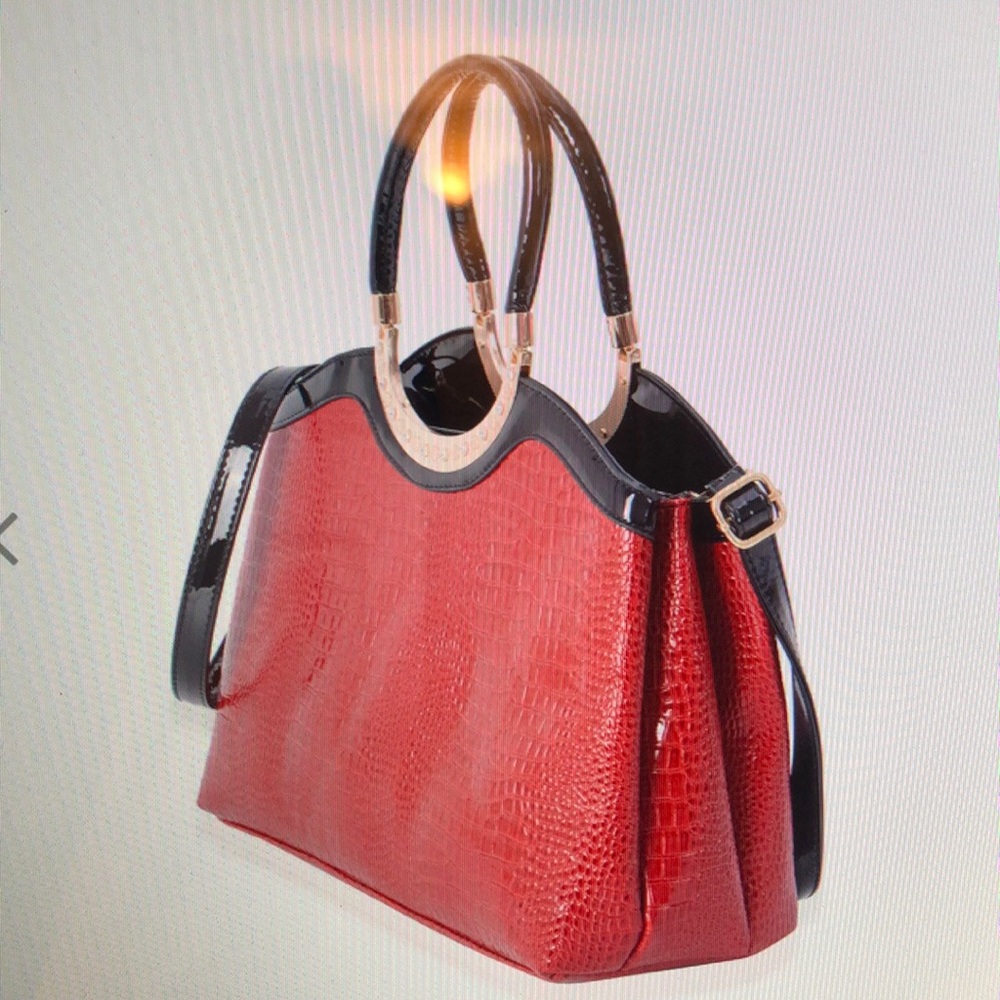 RED LIZARD SKIN BAG - Picture 2 of 7